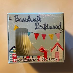 Boardwalk Driftwood Soy Wax Blend Glass Jar Candle 3oz. NIB